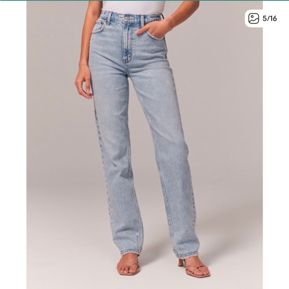 Abercrombie & Fitch Denim - Abercrombie The 90s Straight Ultra High Rise 4R